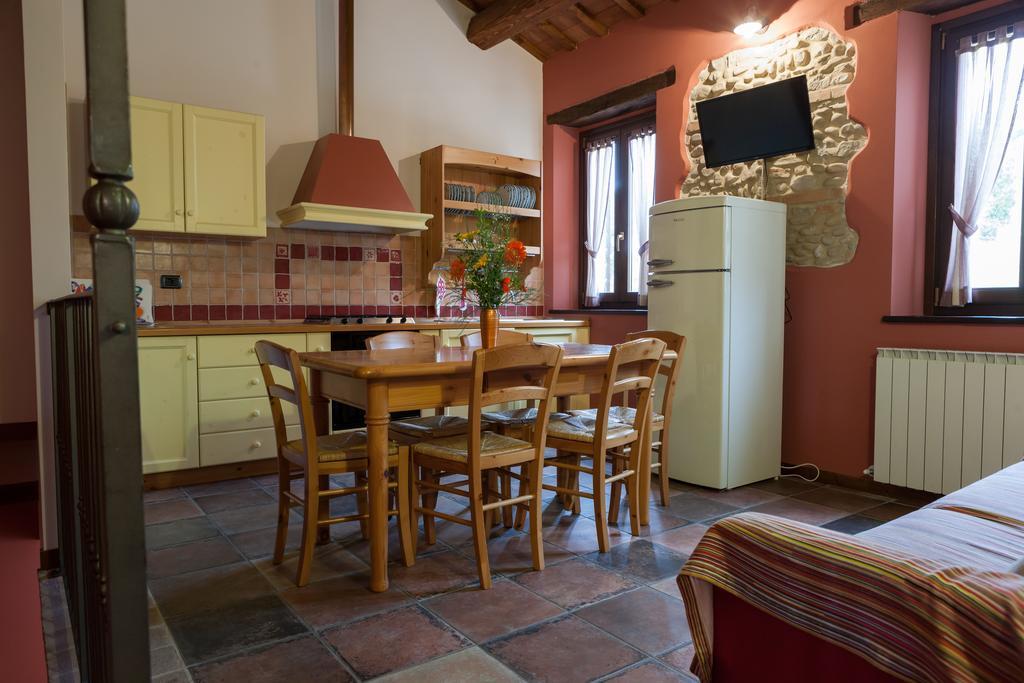 Agriturismo La Vecchia Fonte Castelbellino Rum bild